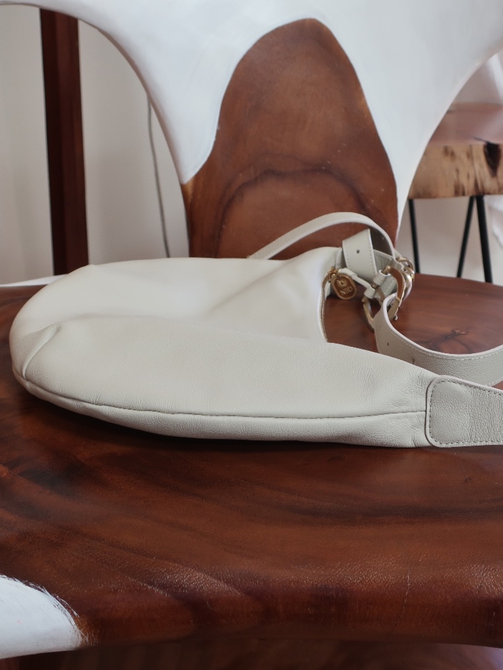 Natalie Borton Designs Sera Crescent Bag in Bone Leather - Picture 3 of 11